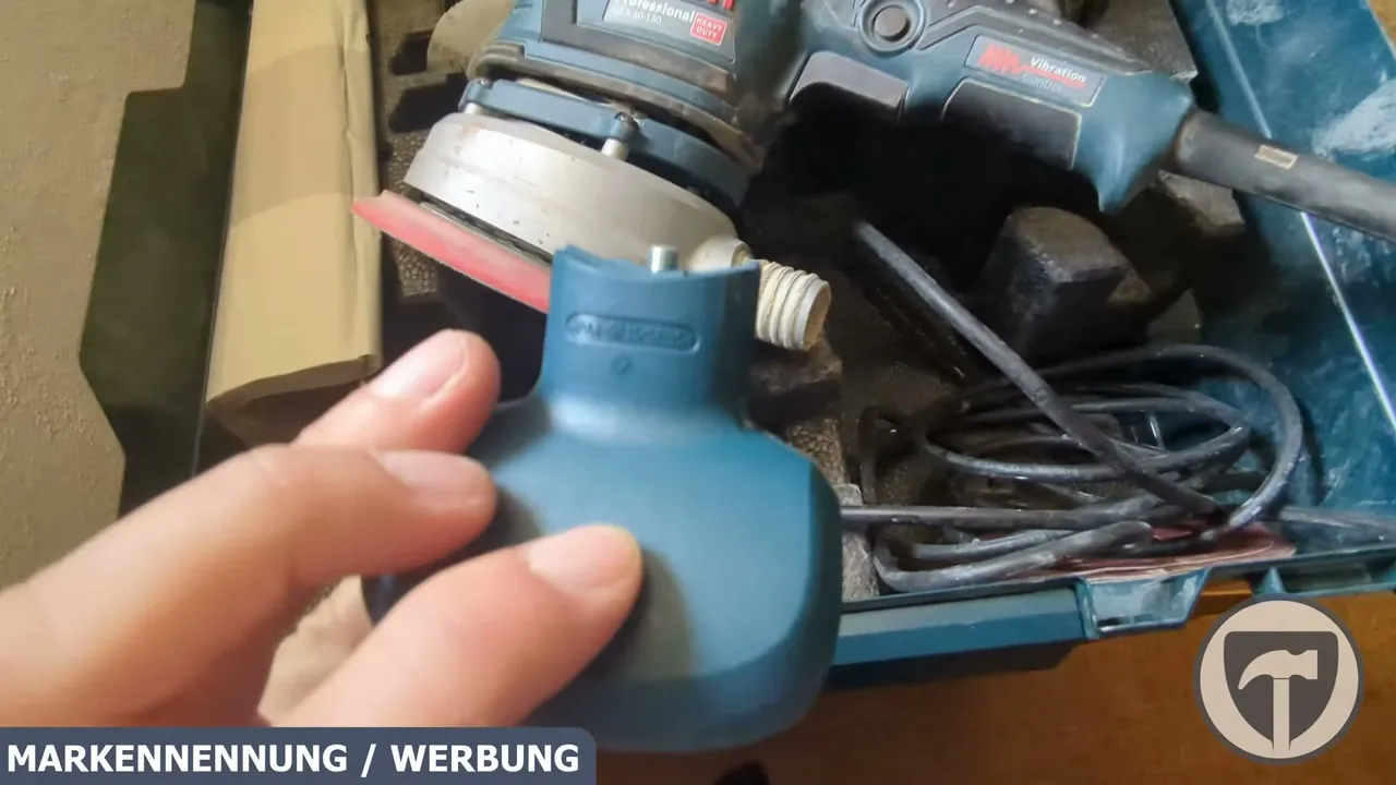Ich finde den zusätzlichen Handgriff super praktisch, um das Gerät bei der Arbeit präzise zu führen.