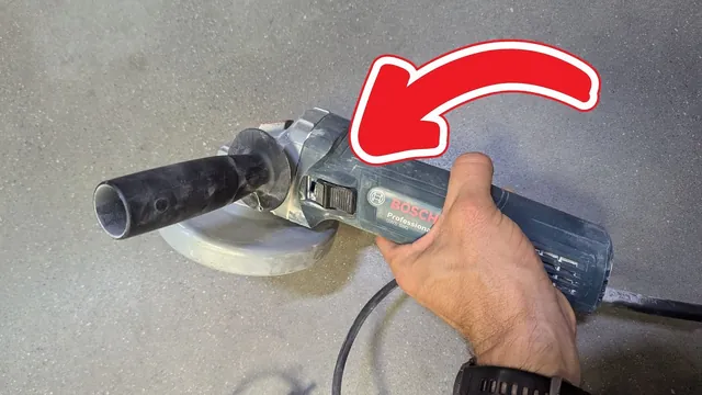 Bosch PRO Winkelschleifer GWS 880