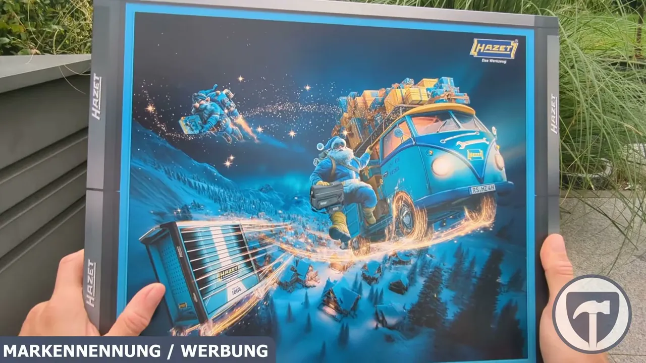 Der HAZET Adventskalender bietet Heimwerkern und Werkzeugfans 24 Überraschungen im weihnachtlichen Design.