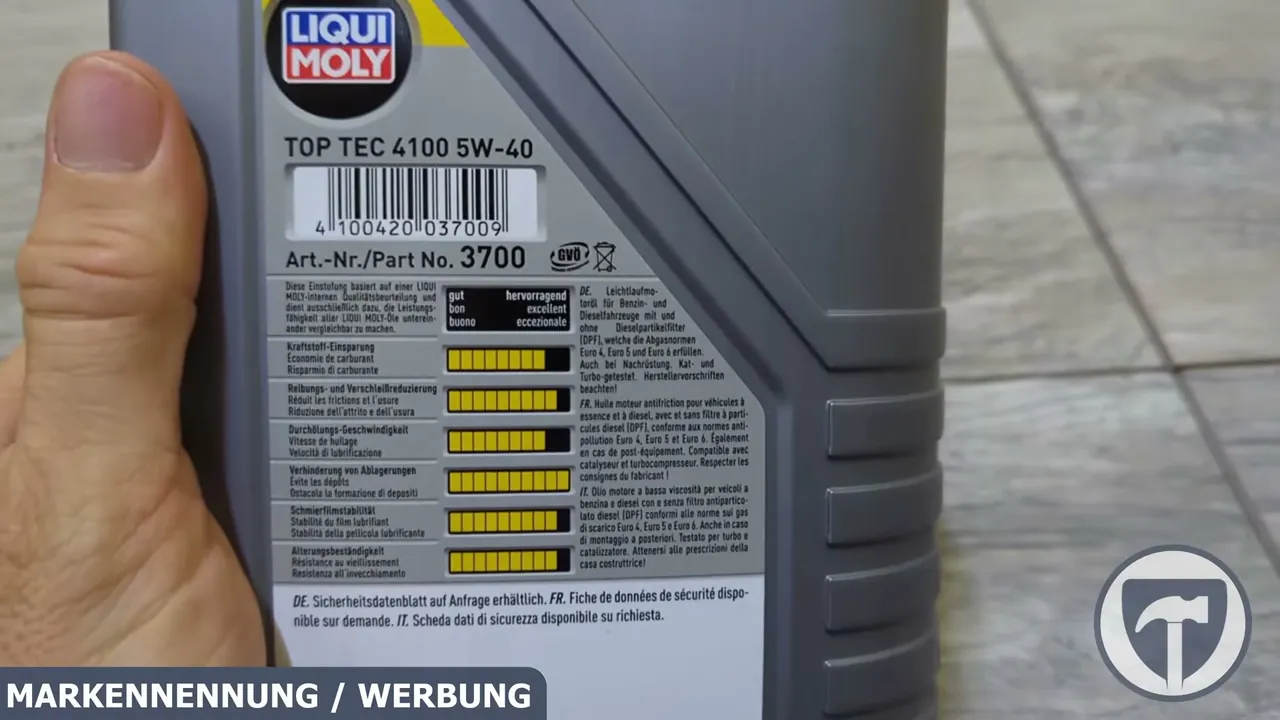 Die Skala auf der Rückseite bescheinigt dem Motoröl eine hohe Schmierfilmstabilität sowie einen wirksamen Schutz vor Verschleiß.