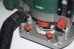 Oberfräse 2100 Watt DWTSwiss AG
