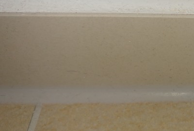 Silikonfugen entfernen und erneuern