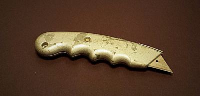 cutter messer aus metall