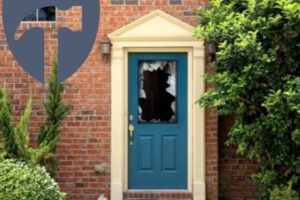 Glas in Tür ersetzen – Kosten & Preise 2024