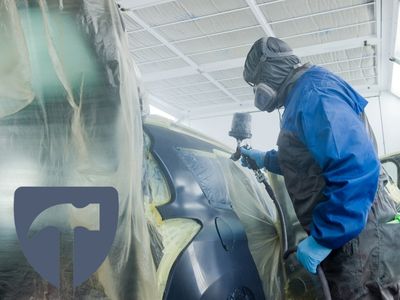 Kratzer an der Autotuer lackieren
