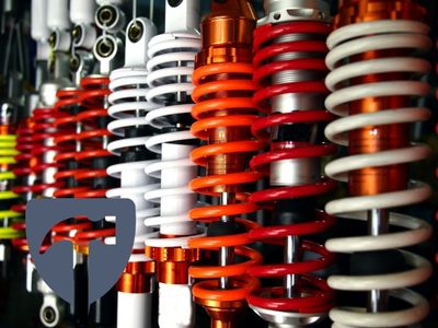 Federn und Stoßdämpfer