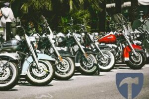 Motorrad lackieren, Kosten & Preise 2024